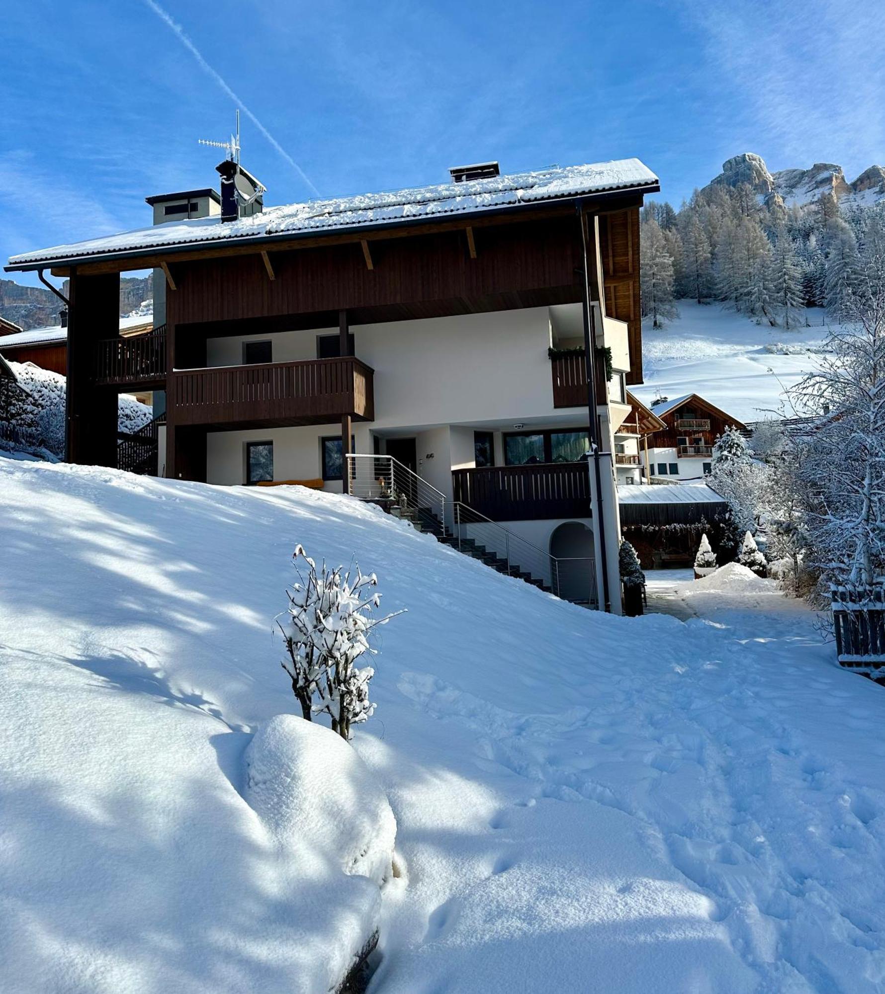 Apartment Ciasa Laoi San Cassiano  Exteriér fotografie