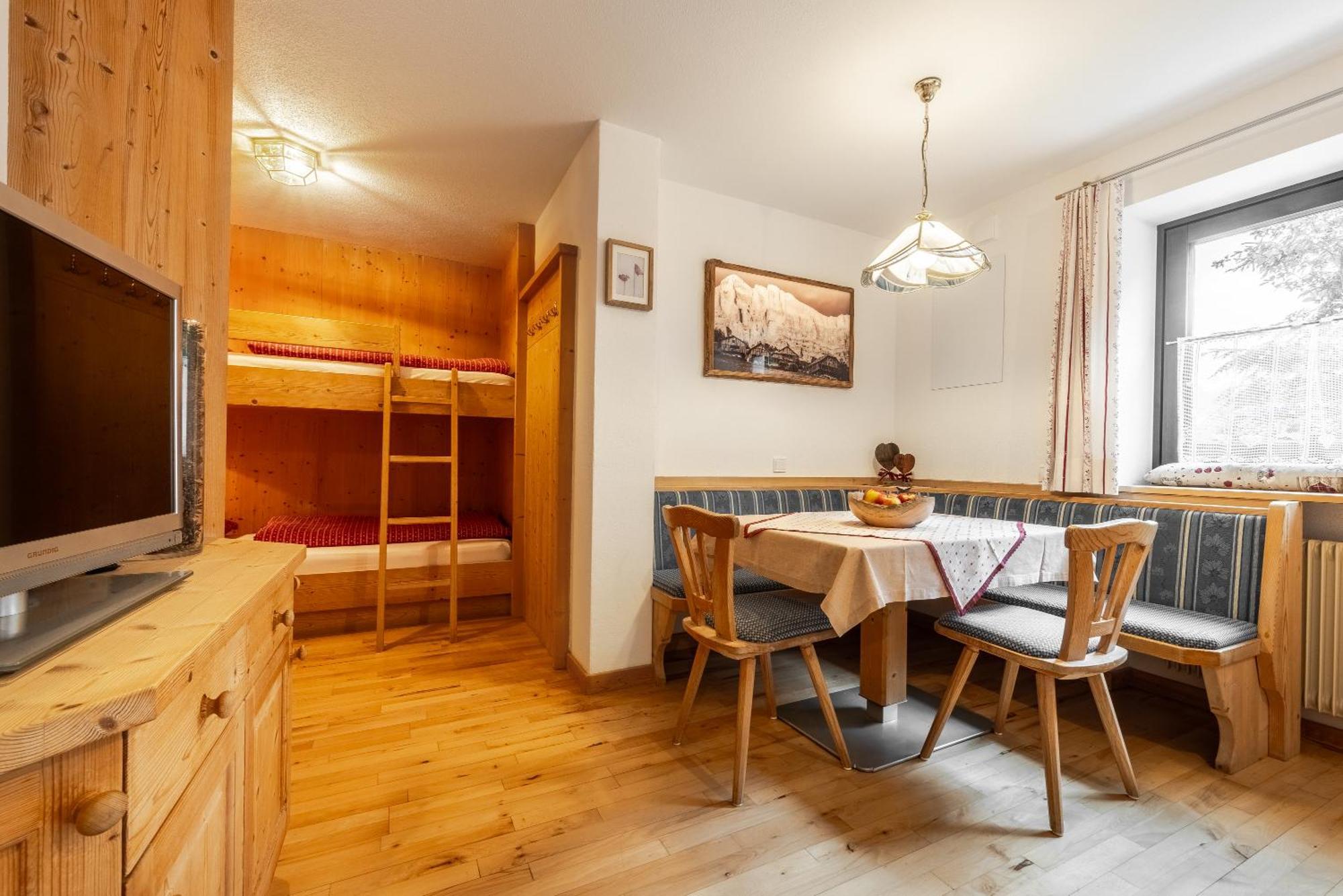 Apartment Ciasa Laoi San Cassiano  Exteriér fotografie