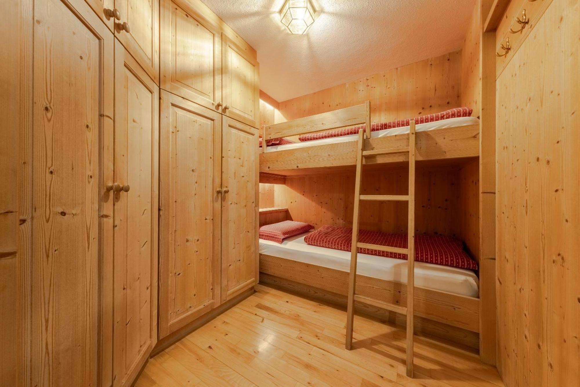 Apartment Ciasa Laoi San Cassiano  Exteriér fotografie