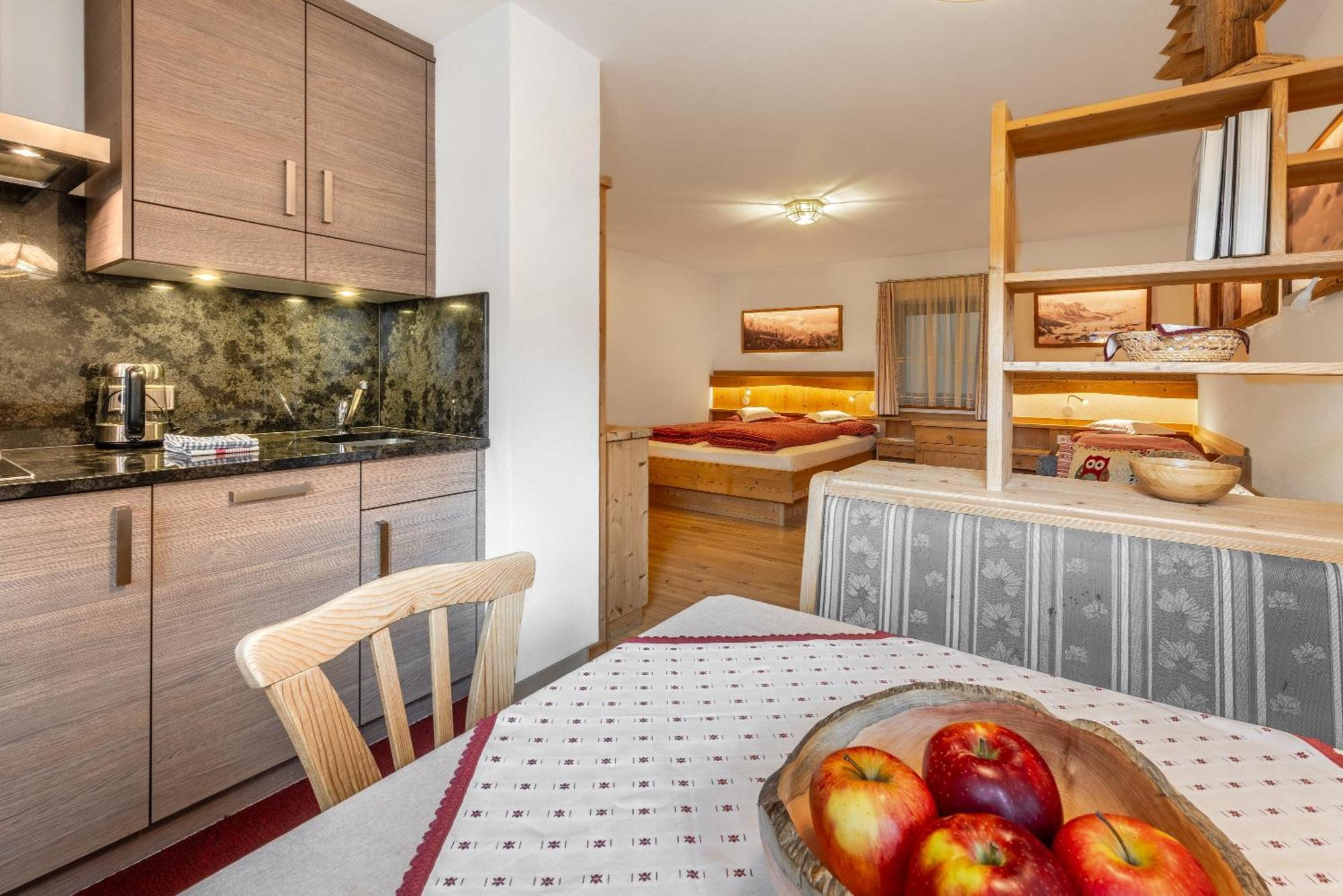 Apartment Ciasa Laoi San Cassiano  Exteriér fotografie