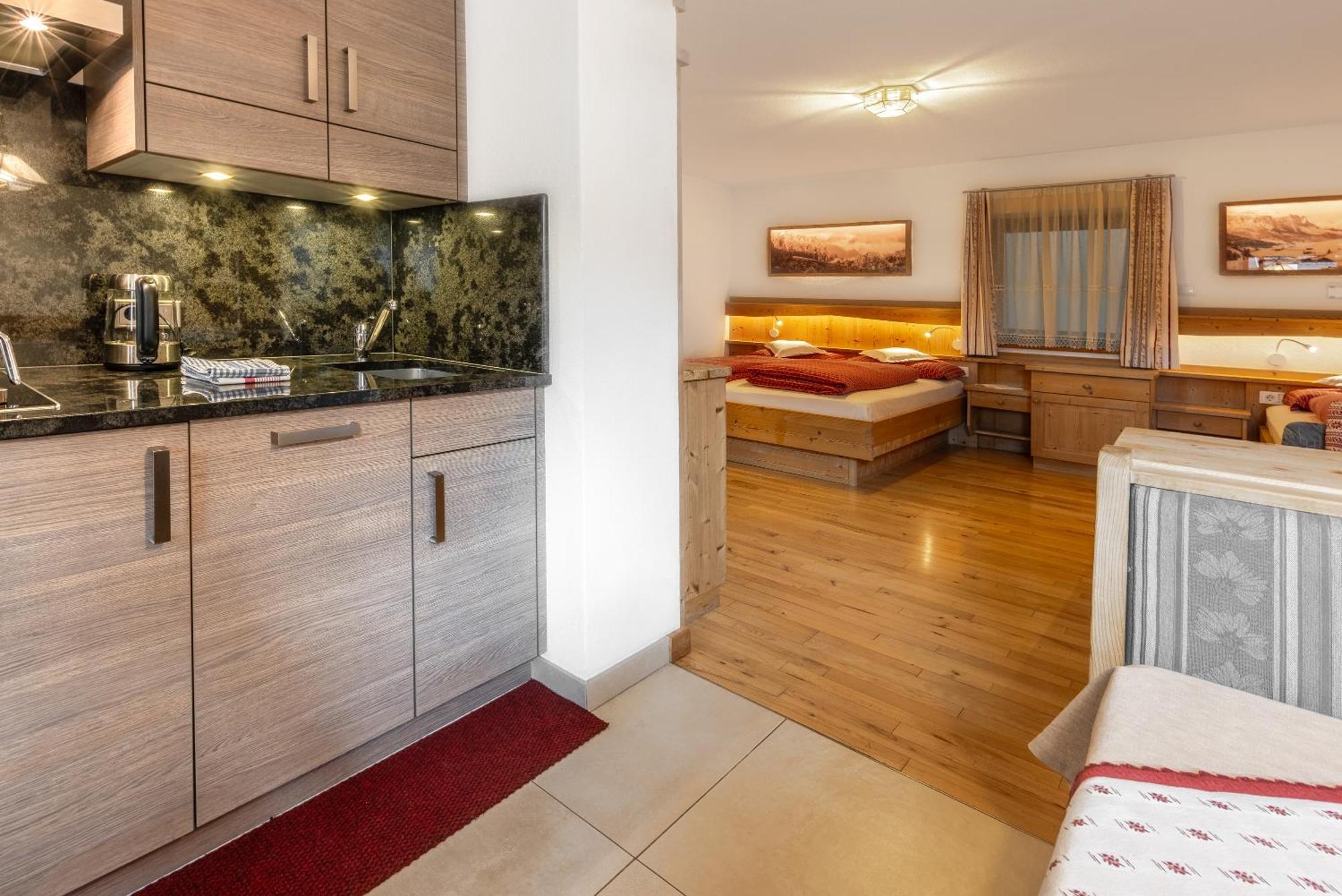 Apartment Ciasa Laoi San Cassiano  Exteriér fotografie